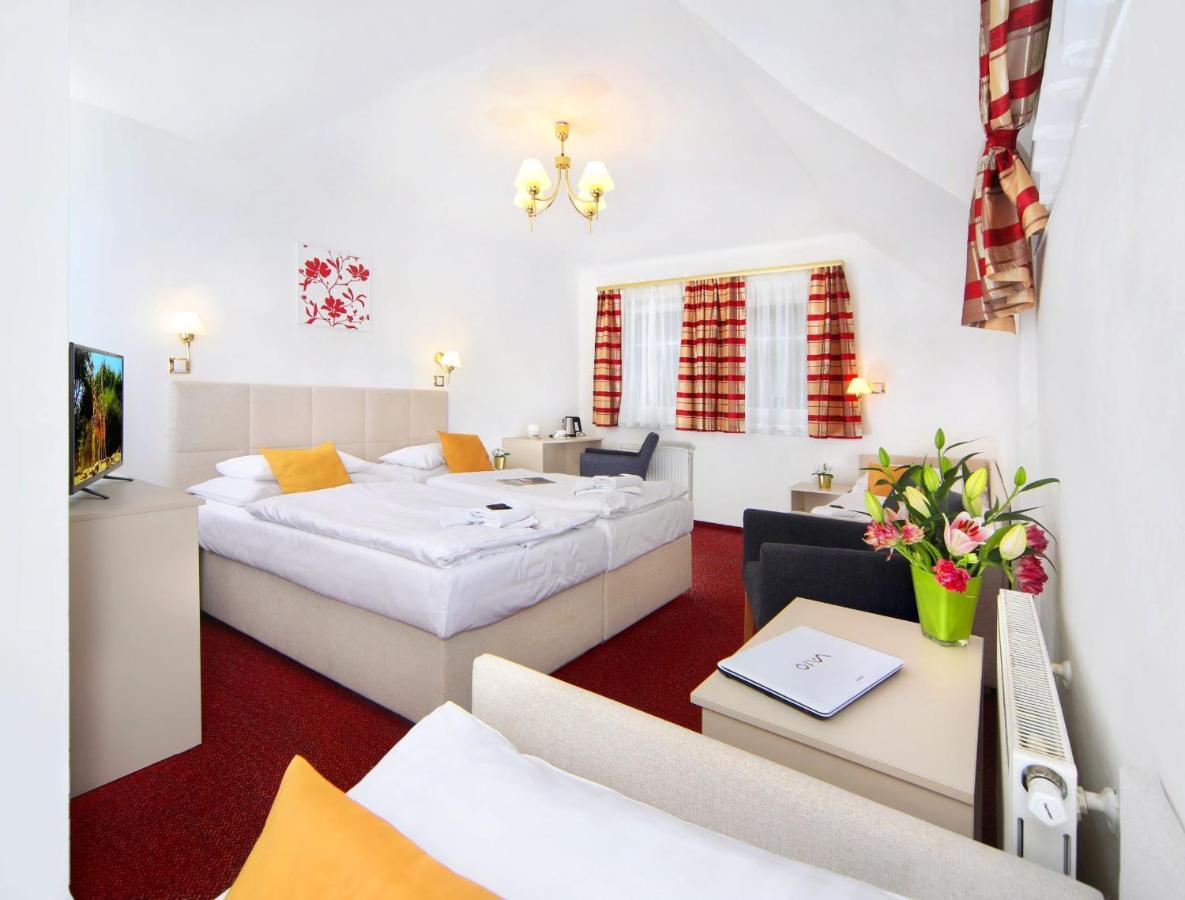 Hotel Hradec Špindlerŭv Mlýn Ngoại thất bức ảnh