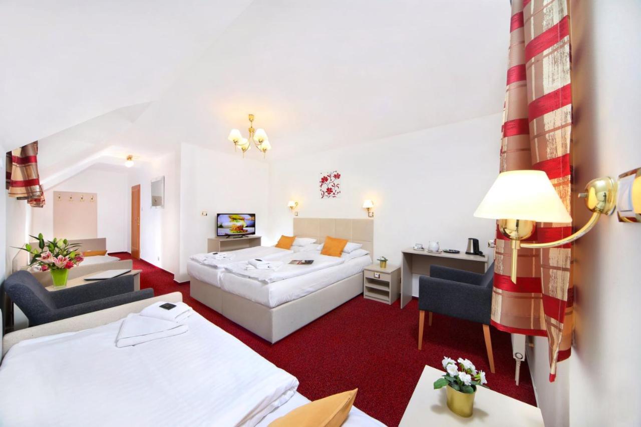 Hotel Hradec Špindlerŭv Mlýn Ngoại thất bức ảnh