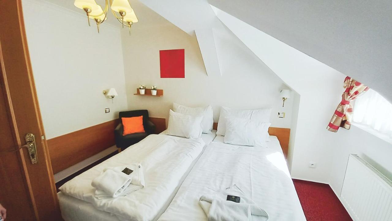 Hotel Hradec Špindlerŭv Mlýn Ngoại thất bức ảnh