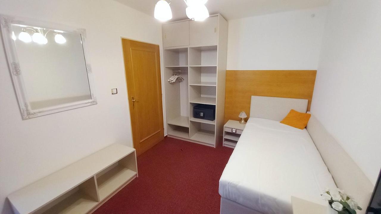 Hotel Hradec Špindlerŭv Mlýn Ngoại thất bức ảnh