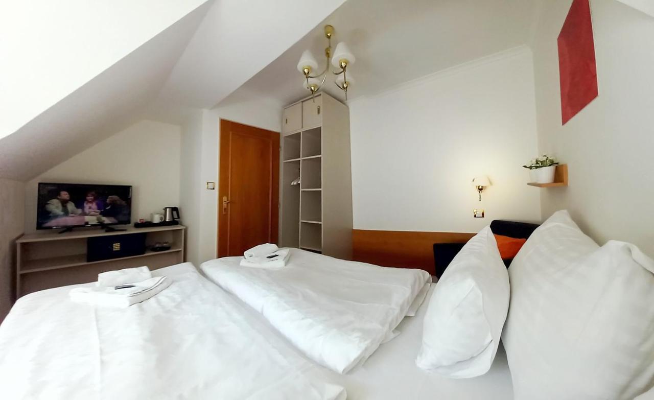 Hotel Hradec Špindlerŭv Mlýn Ngoại thất bức ảnh
