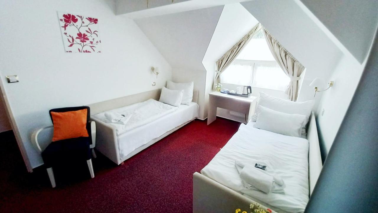 Hotel Hradec Špindlerŭv Mlýn Ngoại thất bức ảnh