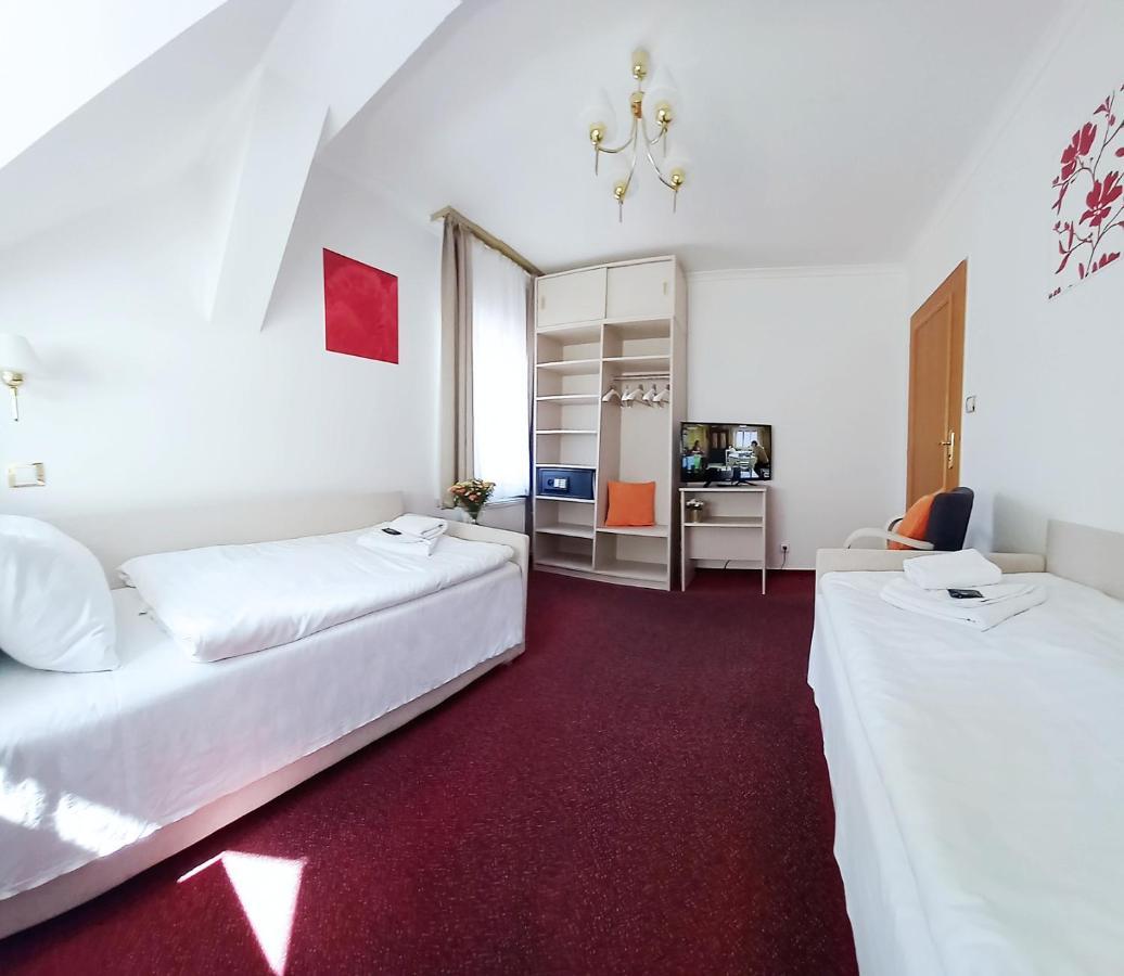 Hotel Hradec Špindlerŭv Mlýn Ngoại thất bức ảnh