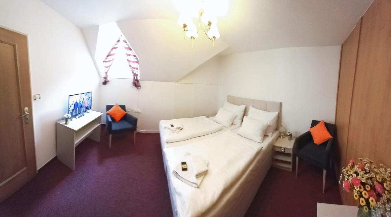 Hotel Hradec Špindlerŭv Mlýn Ngoại thất bức ảnh